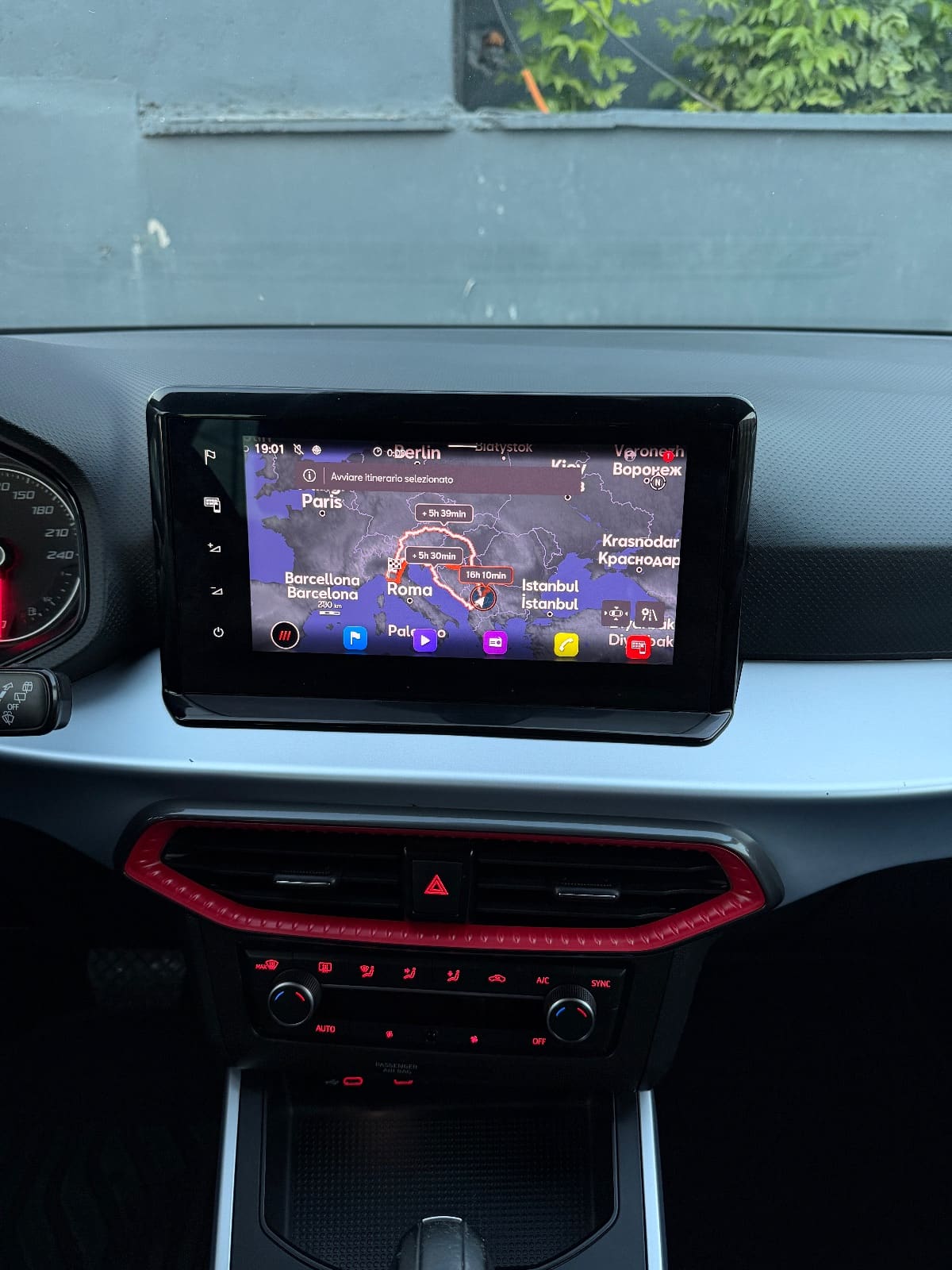 SEAT Arona 1.0 Tsi FR, foto 16 nga 23