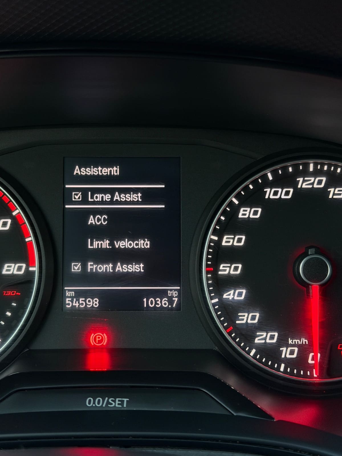 SEAT Arona 1.0 Tsi FR, foto 23 nga 23