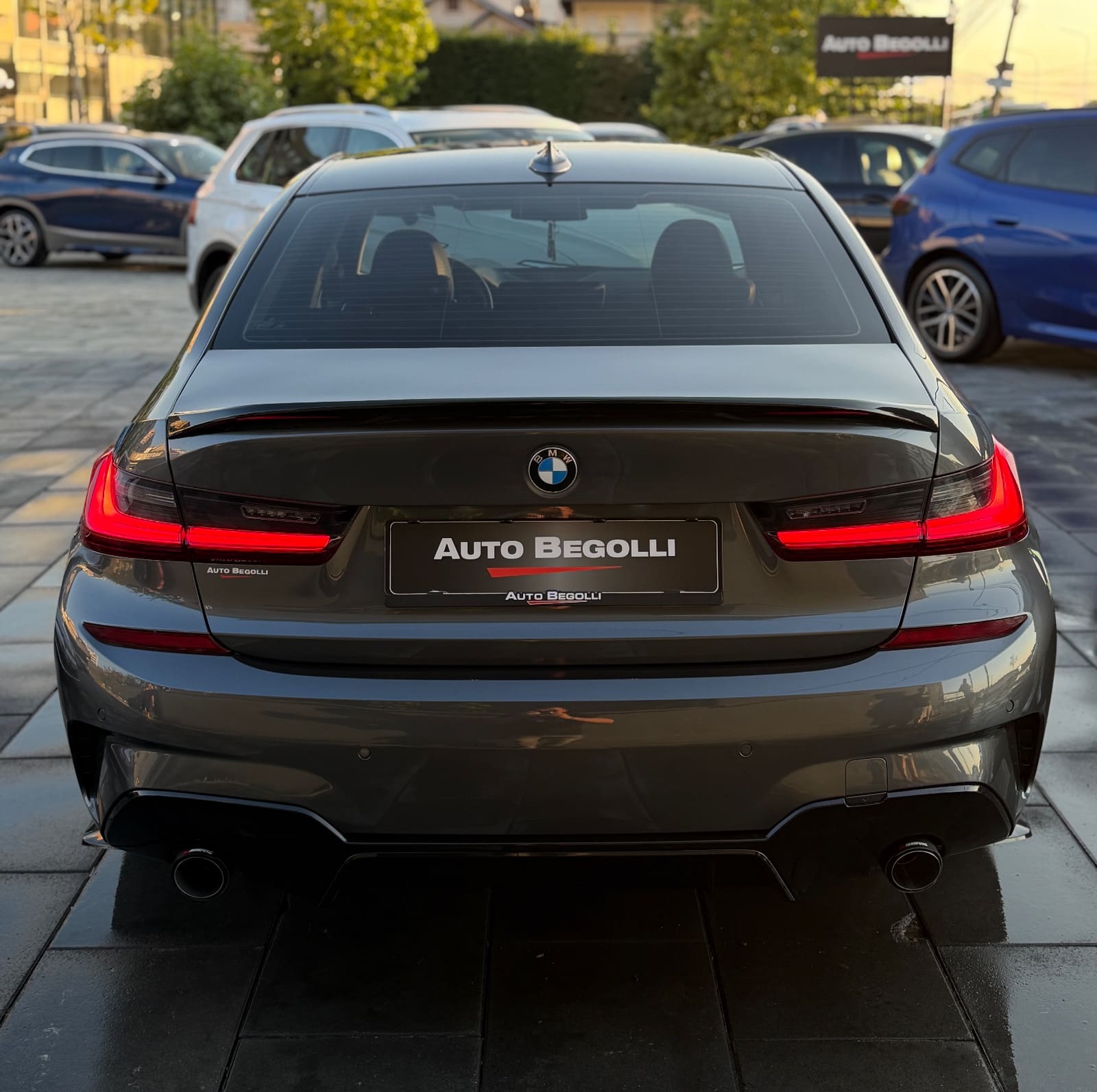 BMW 318d, foto 6 nga 14