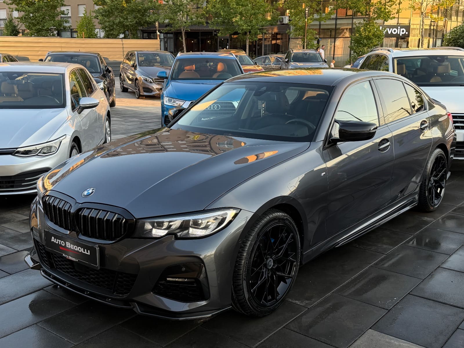 BMW 318d, foto 3 nga 14