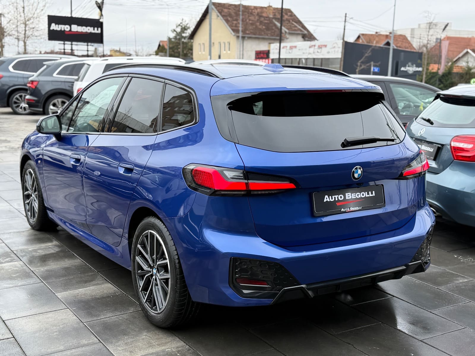BMW 220d, foto 7 nga 19