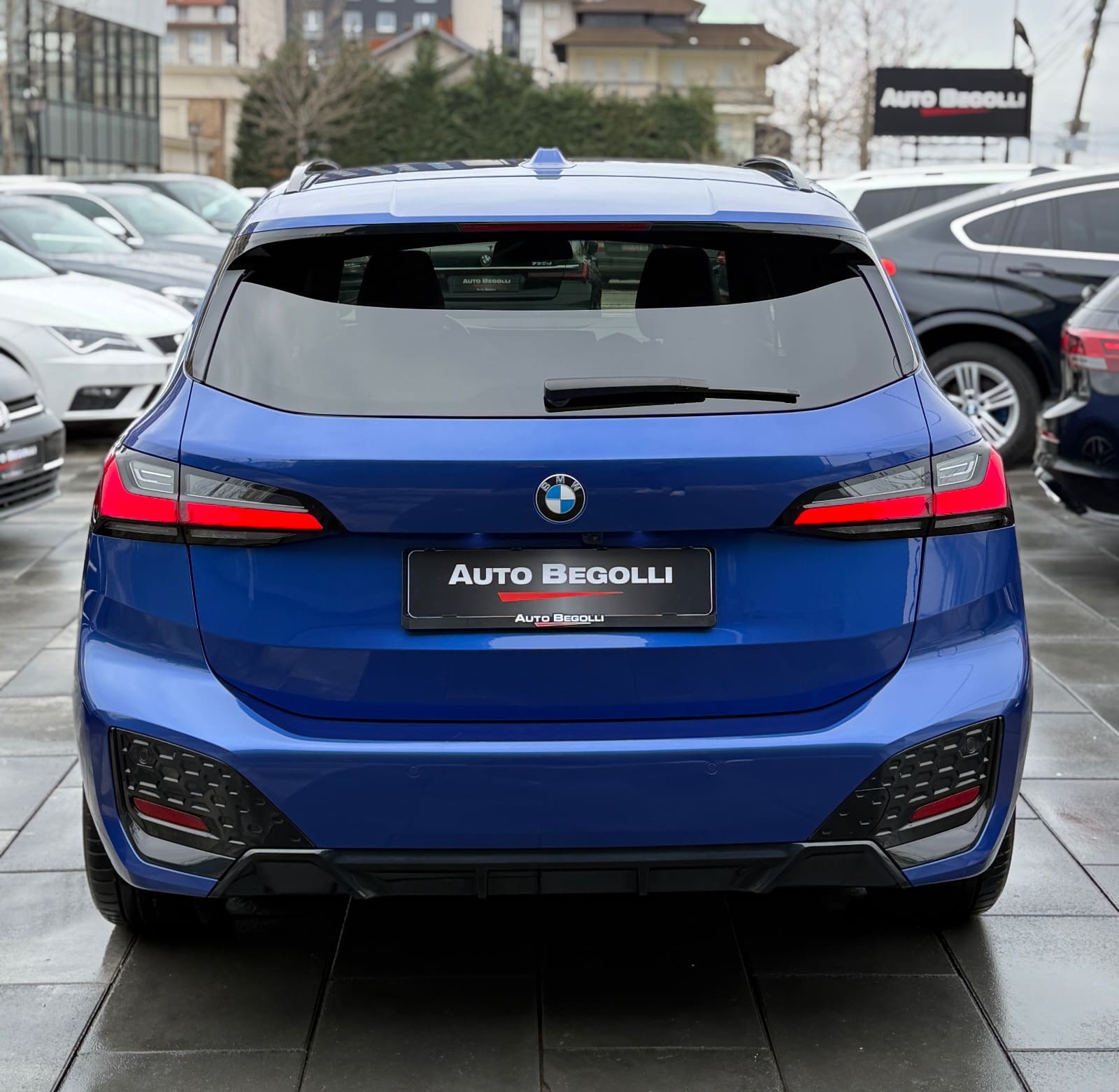 BMW 220d, foto 8 nga 19