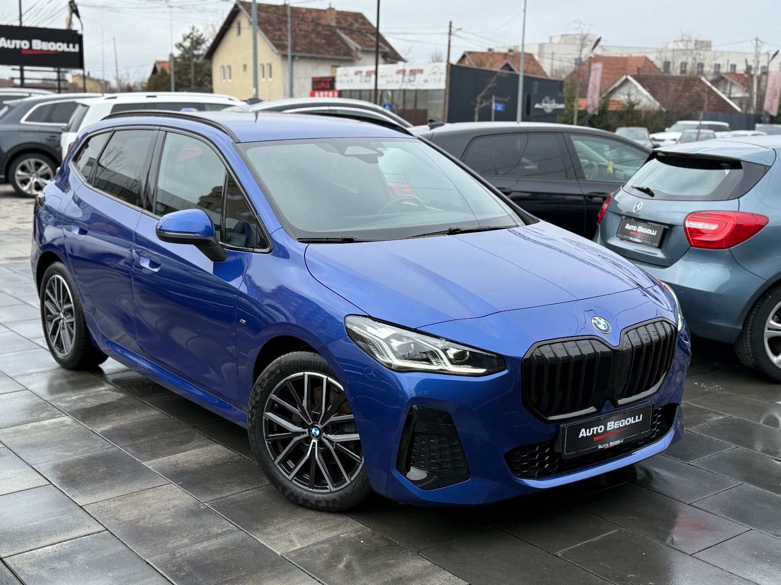 BMW 220d, foto 2 nga 19