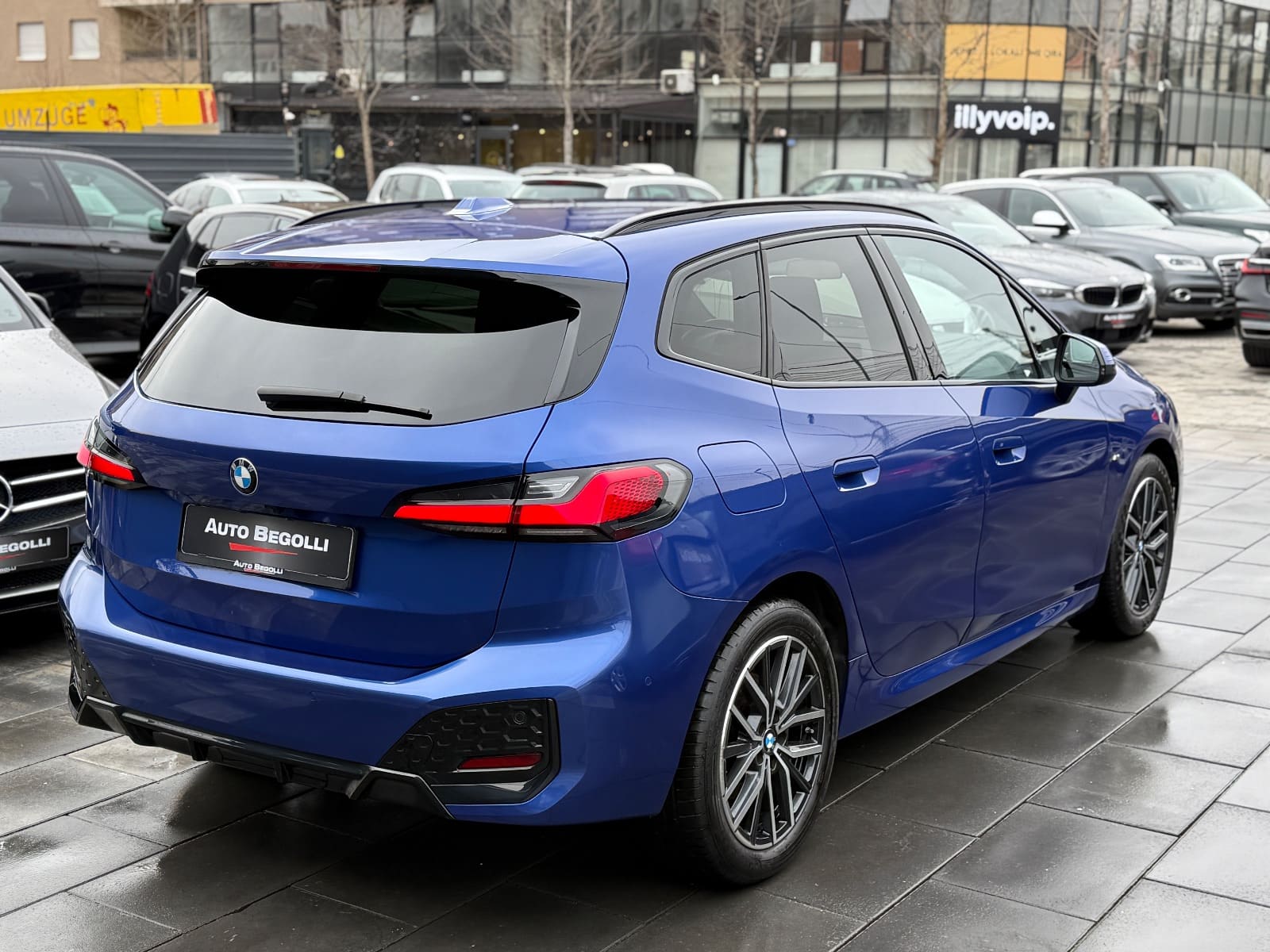 BMW 220d, foto 10 nga 19