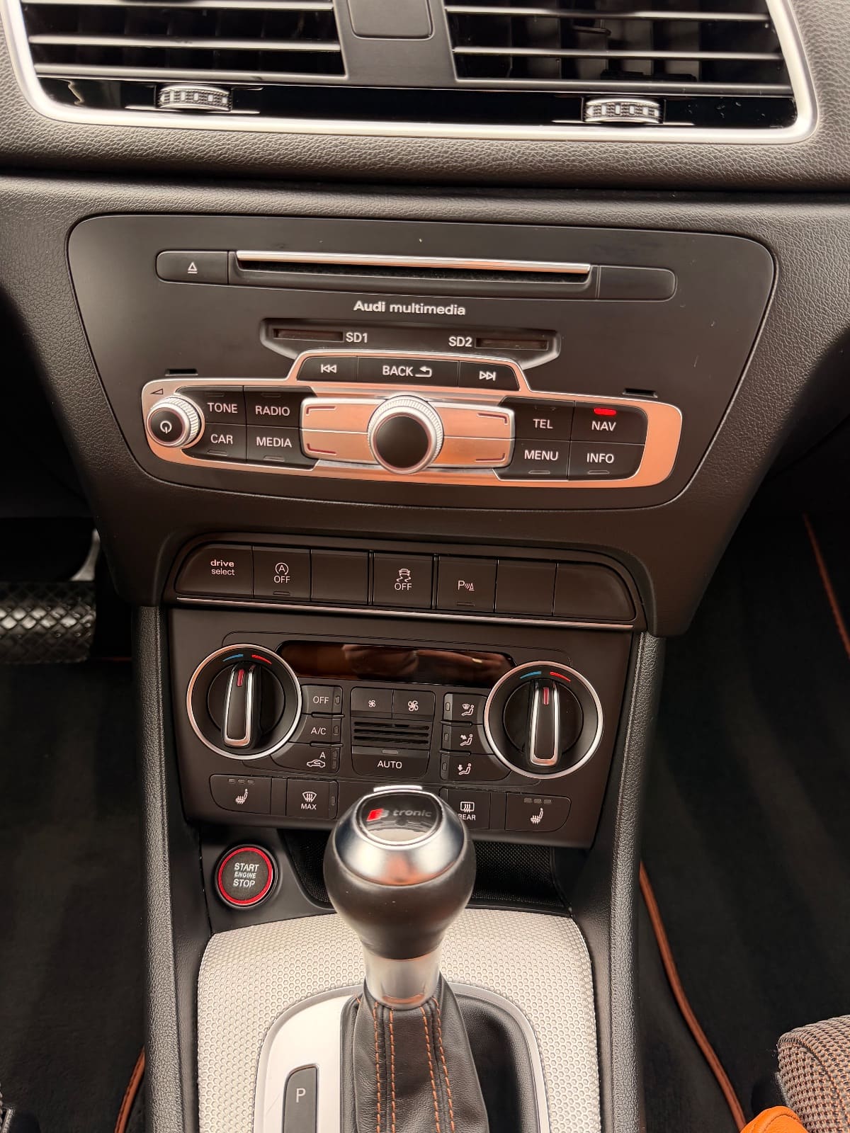 Audi Q3 2.0 TDI Exclusive, foto 17 nga 23