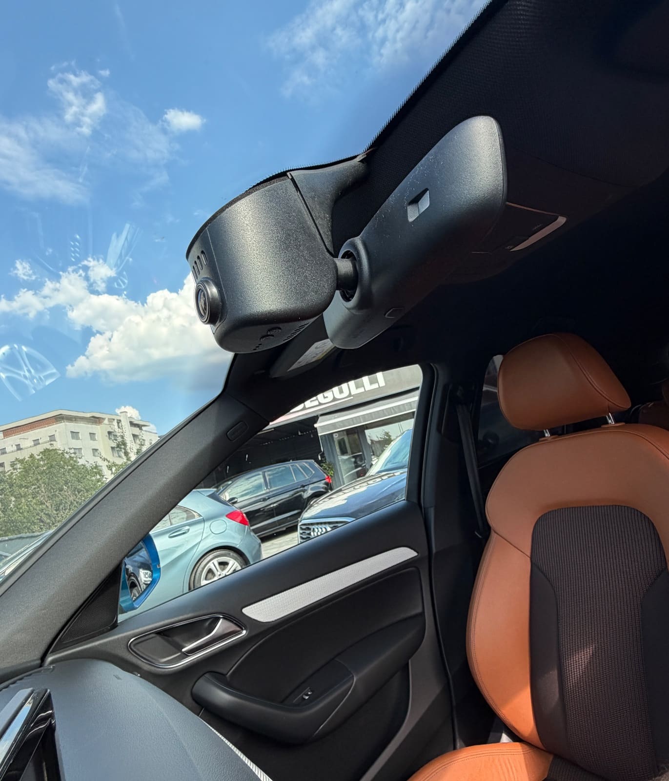 Audi Q3 2.0 TDI Exclusive, foto 14 nga 23