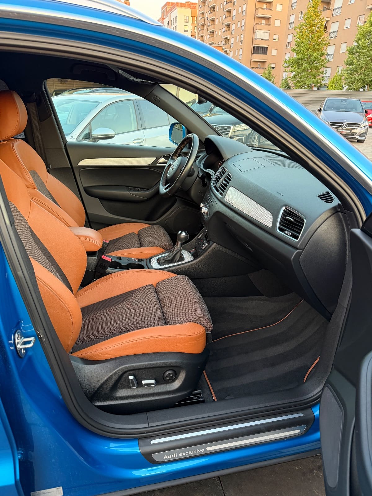 Audi Q3 2.0 TDI Exclusive, foto 12 nga 23