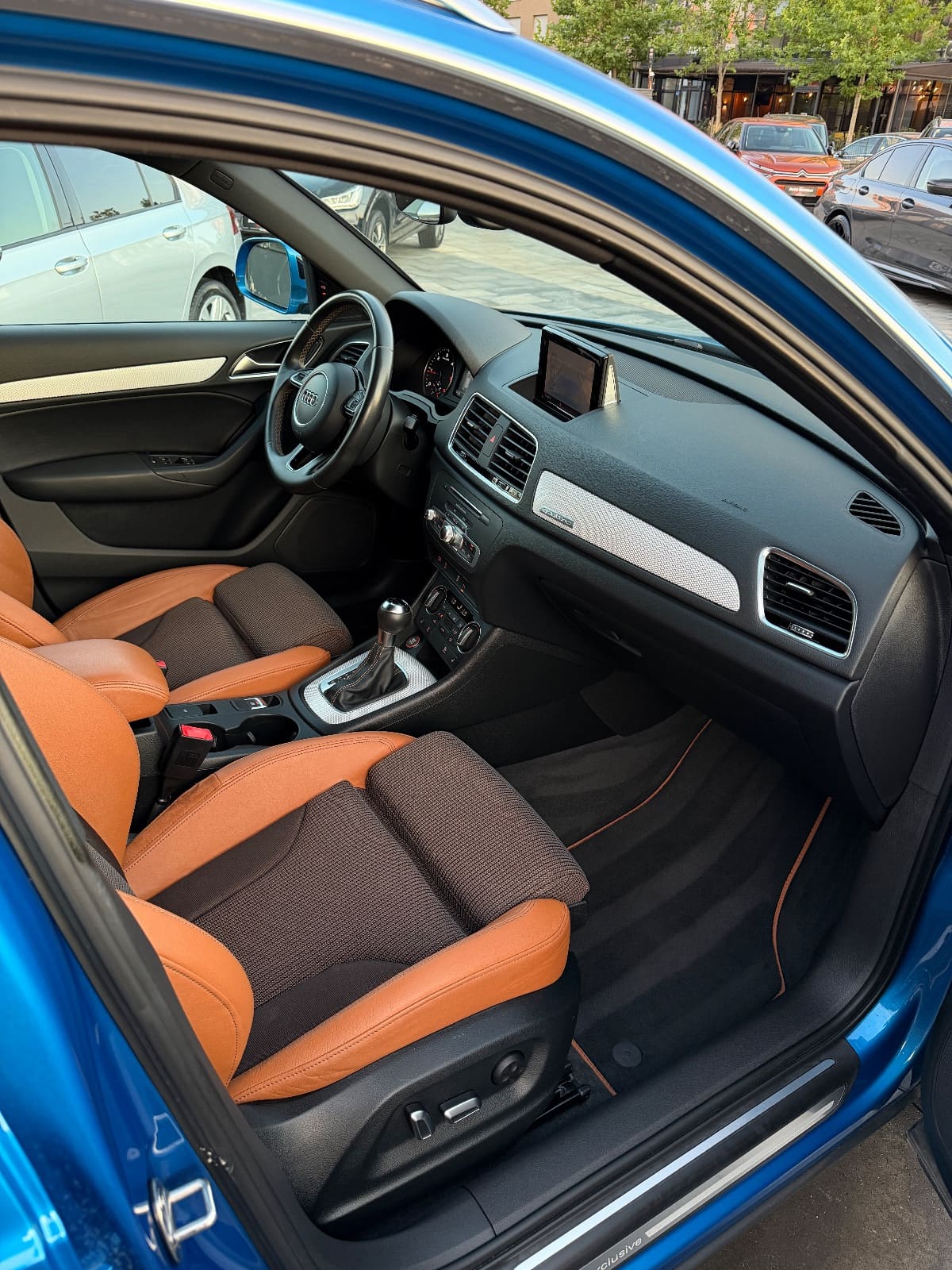Audi Q3 2.0 TDI Exclusive, foto 13 nga 23