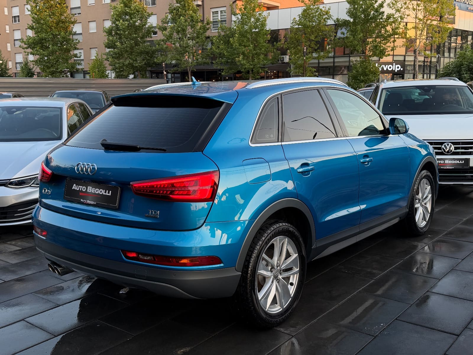 Audi Q3 2.0 TDI Exclusive, foto 9 nga 23