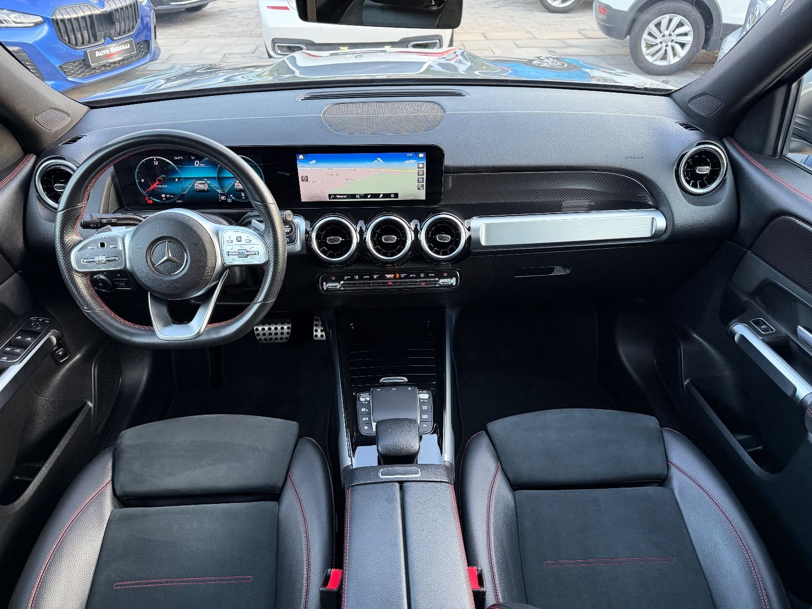 Mercedes-Benz GLB 200d AMG Line, foto 13 nga 23