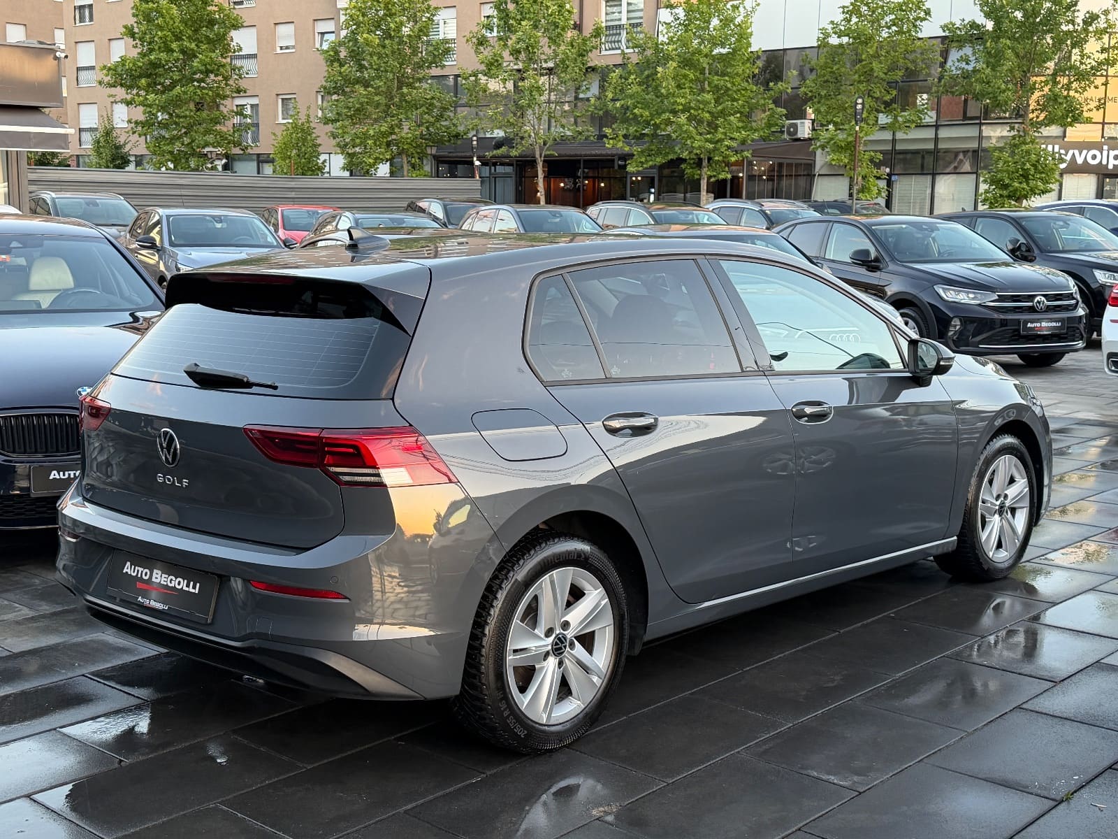 Volkswagen Golf 8 2.0 TDI Life, foto 12 nga 25