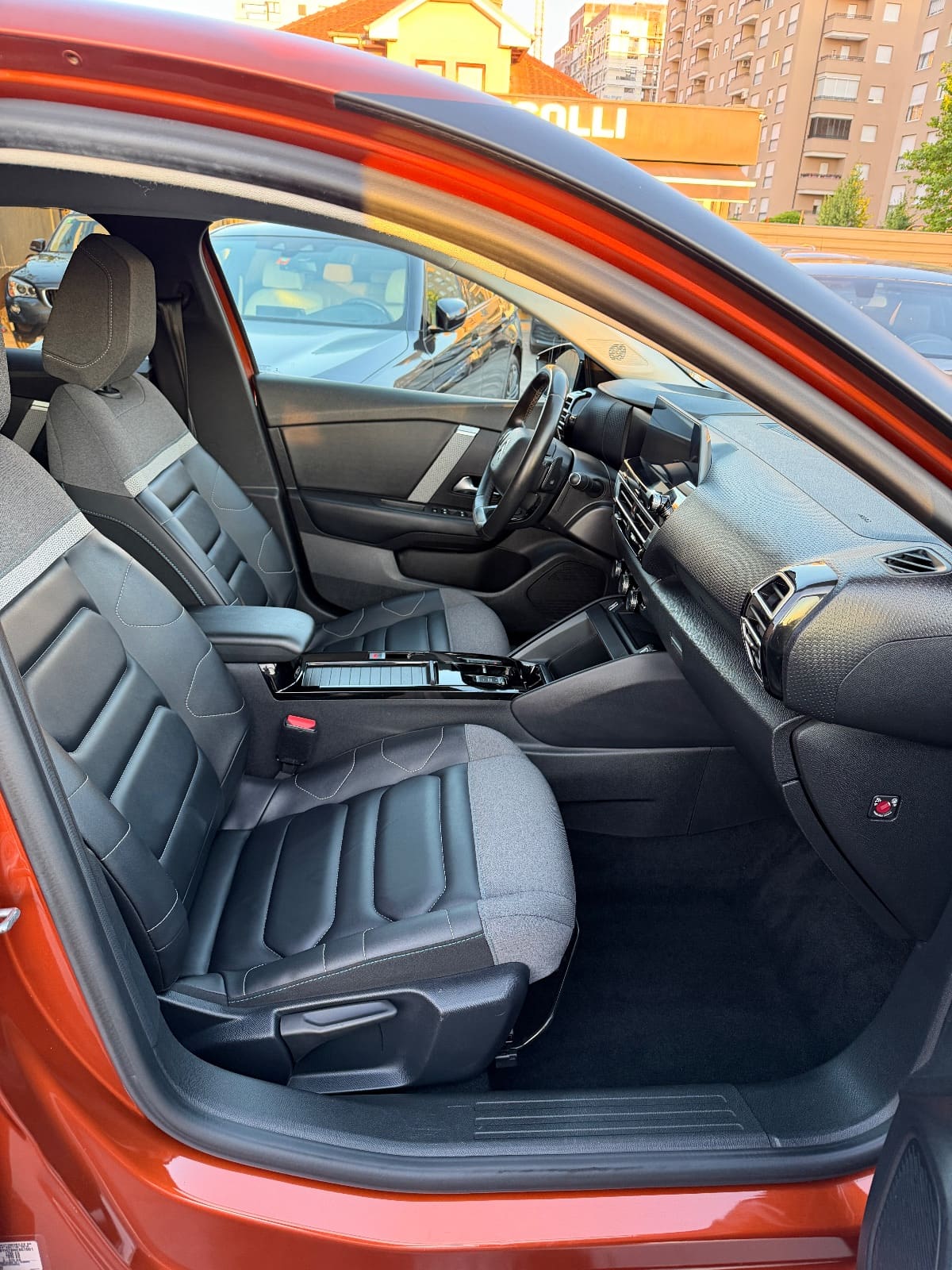 Citroën C4 1.5 HDI, foto 13 nga 22