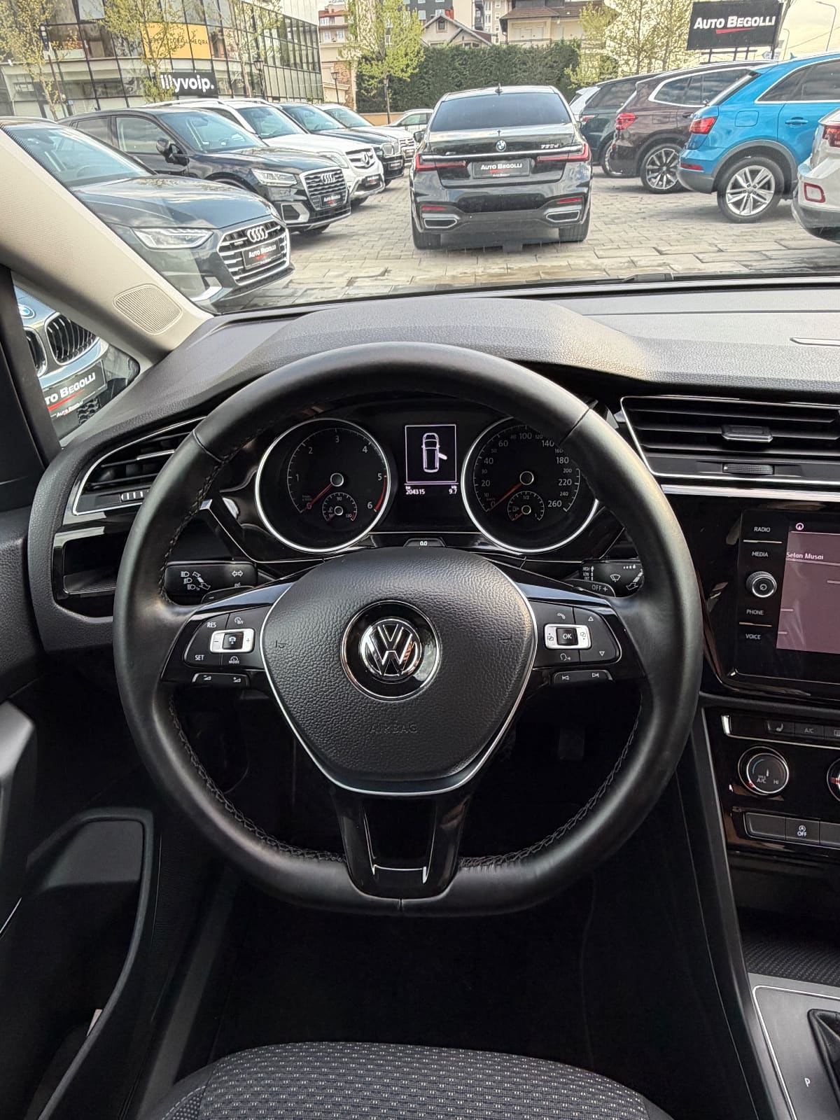 Volkswagen Touran 7 Ulese, foto 20 nga 24