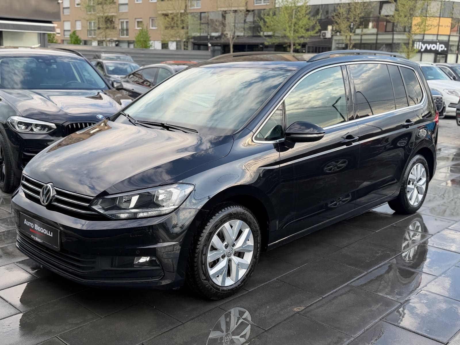 Volkswagen Touran 7 Ulese, foto 3 nga 24