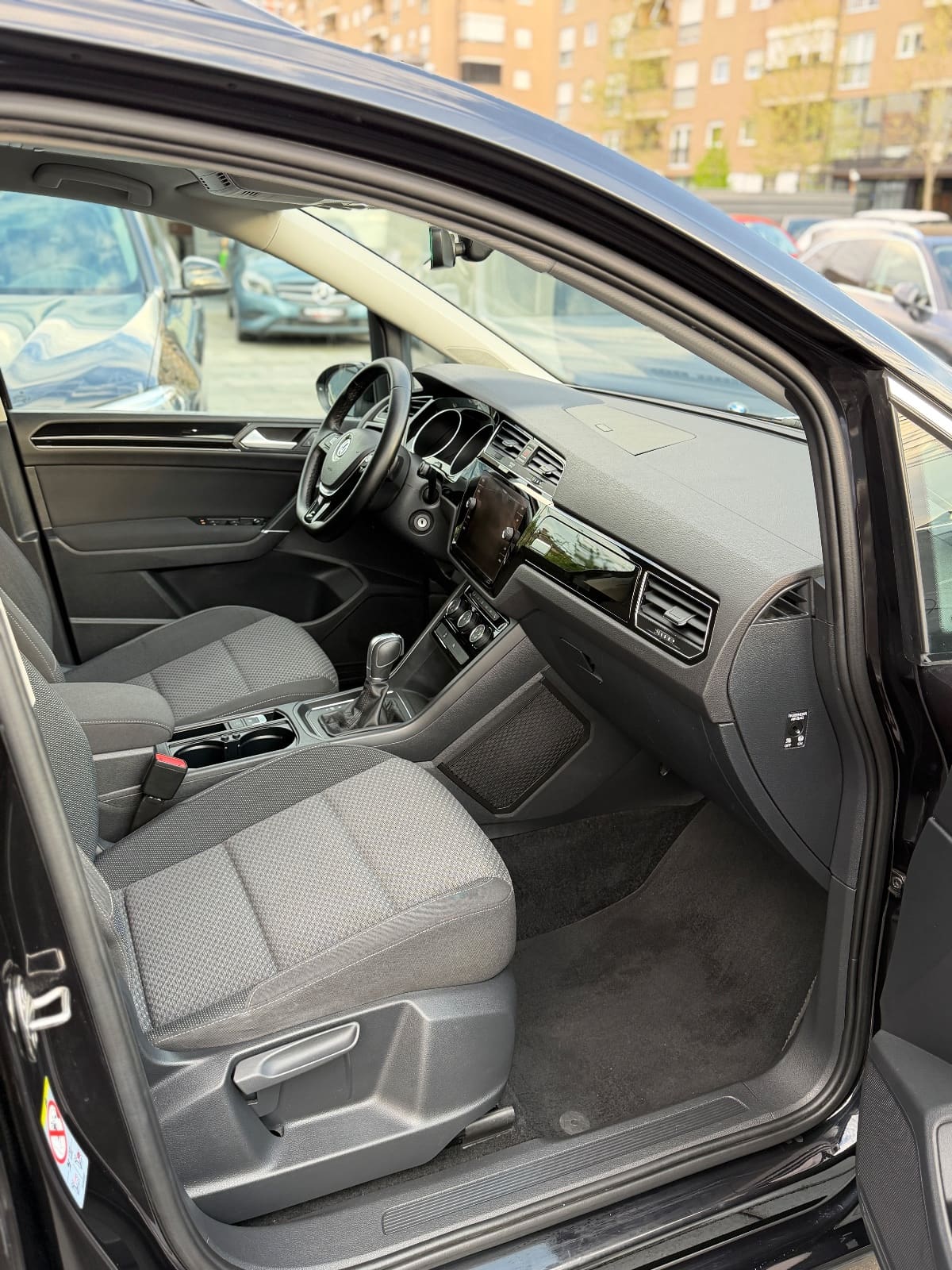 Volkswagen Touran 7 Ulese, foto 22 nga 24
