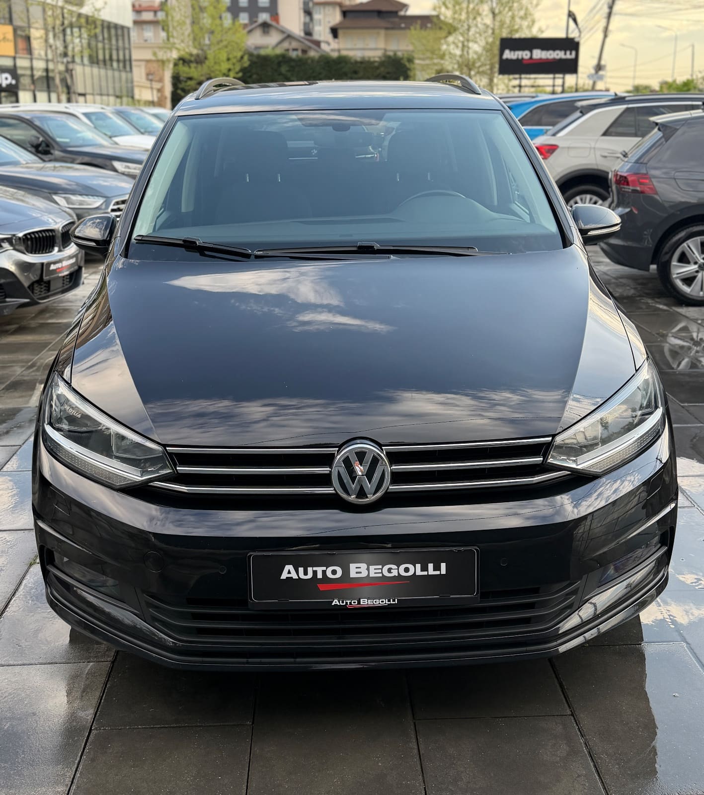 Volkswagen Touran 7 Ulese, foto 4 nga 24