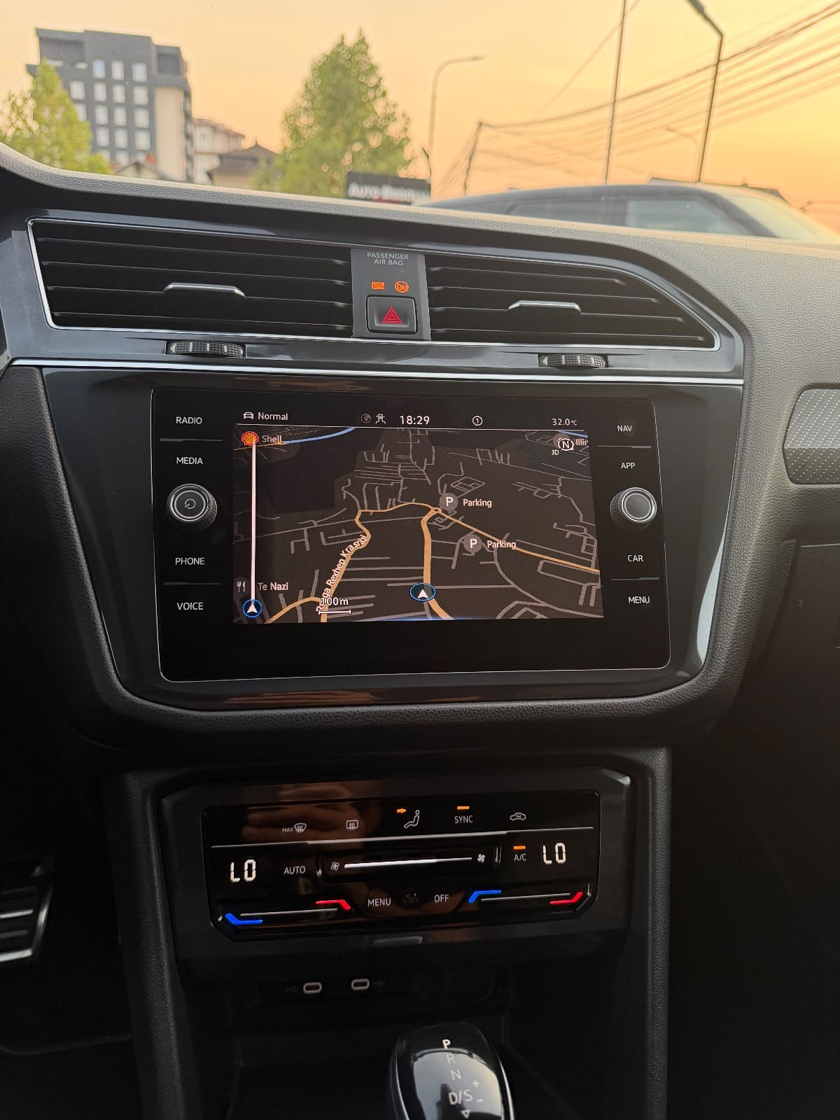 Volkswagen Tiguan 2.0 TDI R Line , foto 20 nga 34
