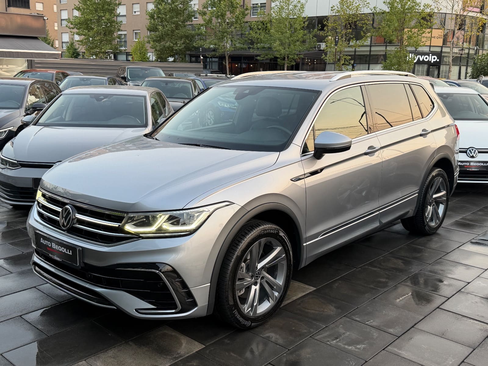 Volkswagen Tiguan 2.0 TDI R Line , foto 5 nga 34