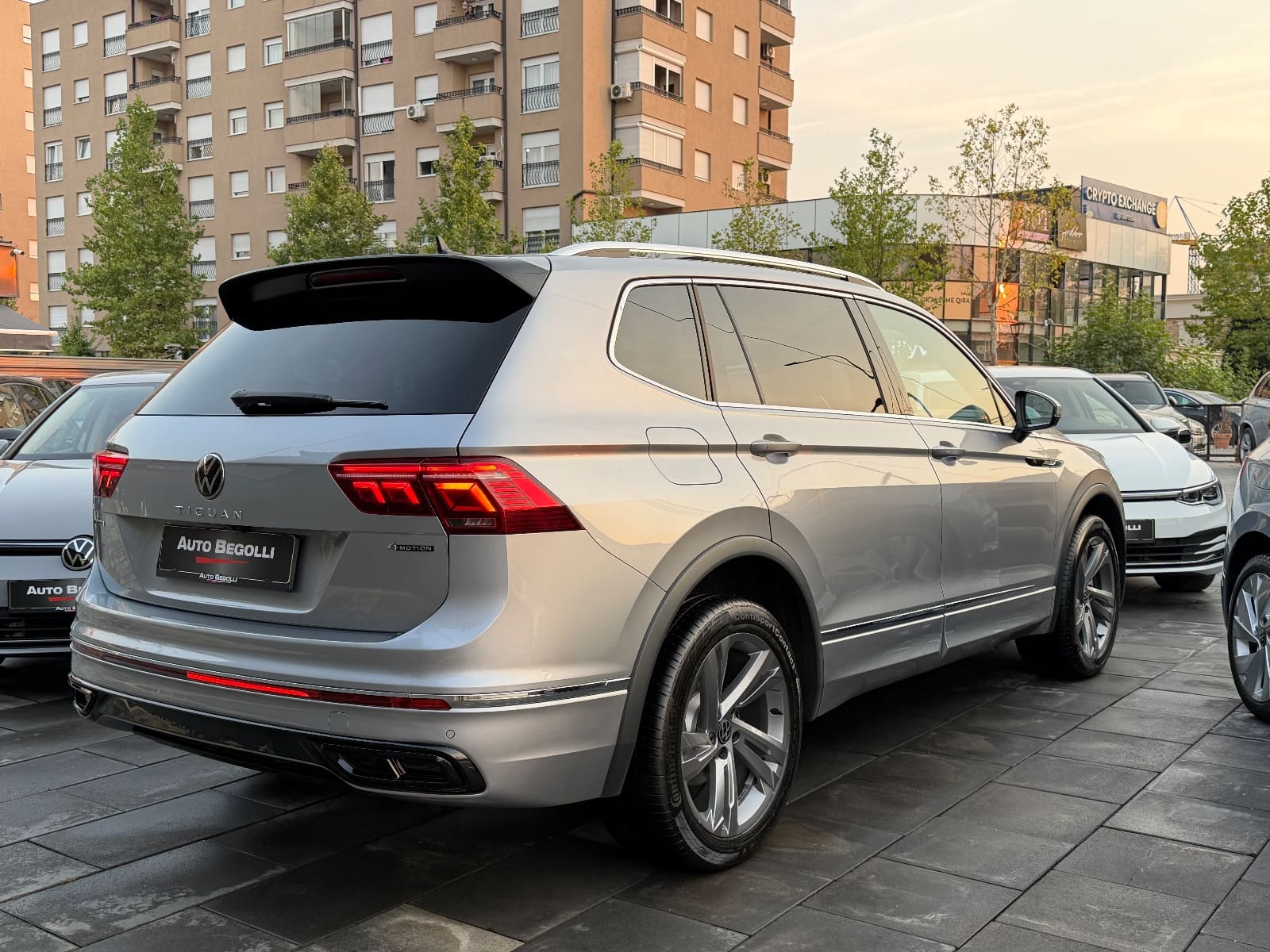 Volkswagen Tiguan 2.0 TDI R Line , foto 7 nga 34
