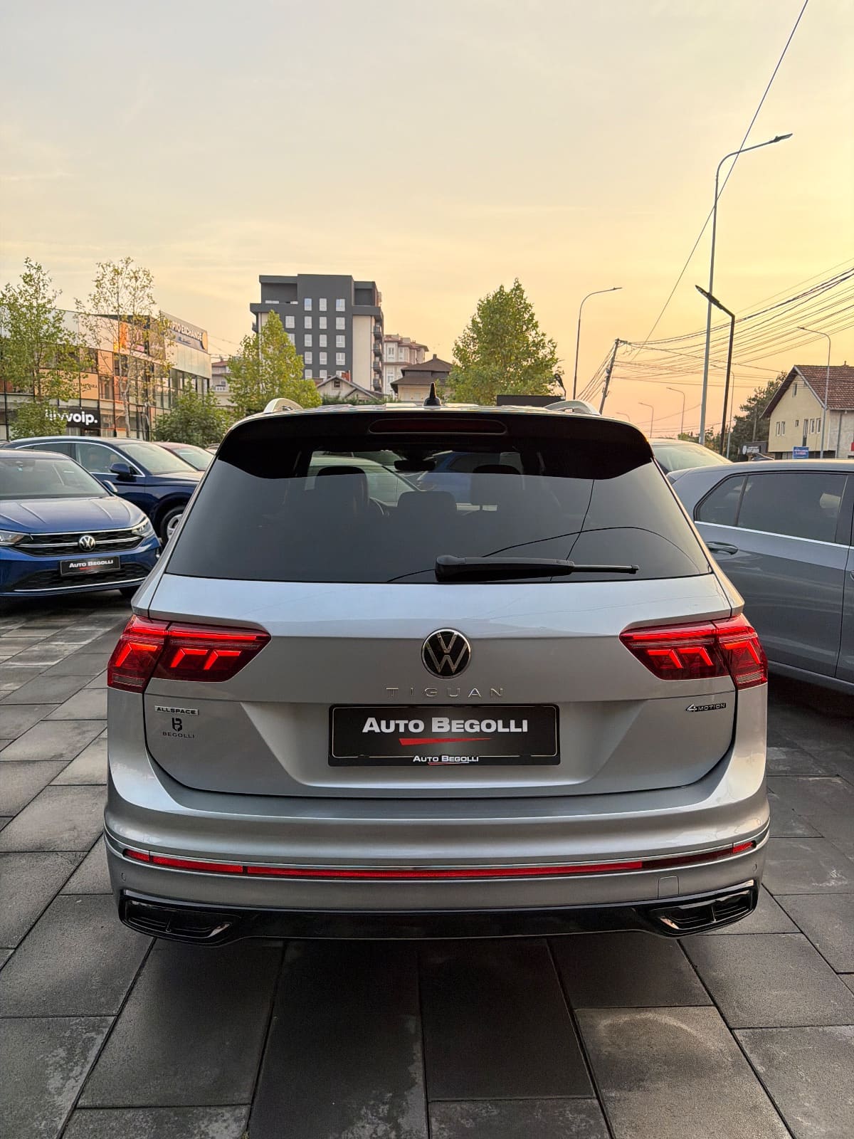 Volkswagen Tiguan 2.0 TDI R Line , foto 8 nga 34