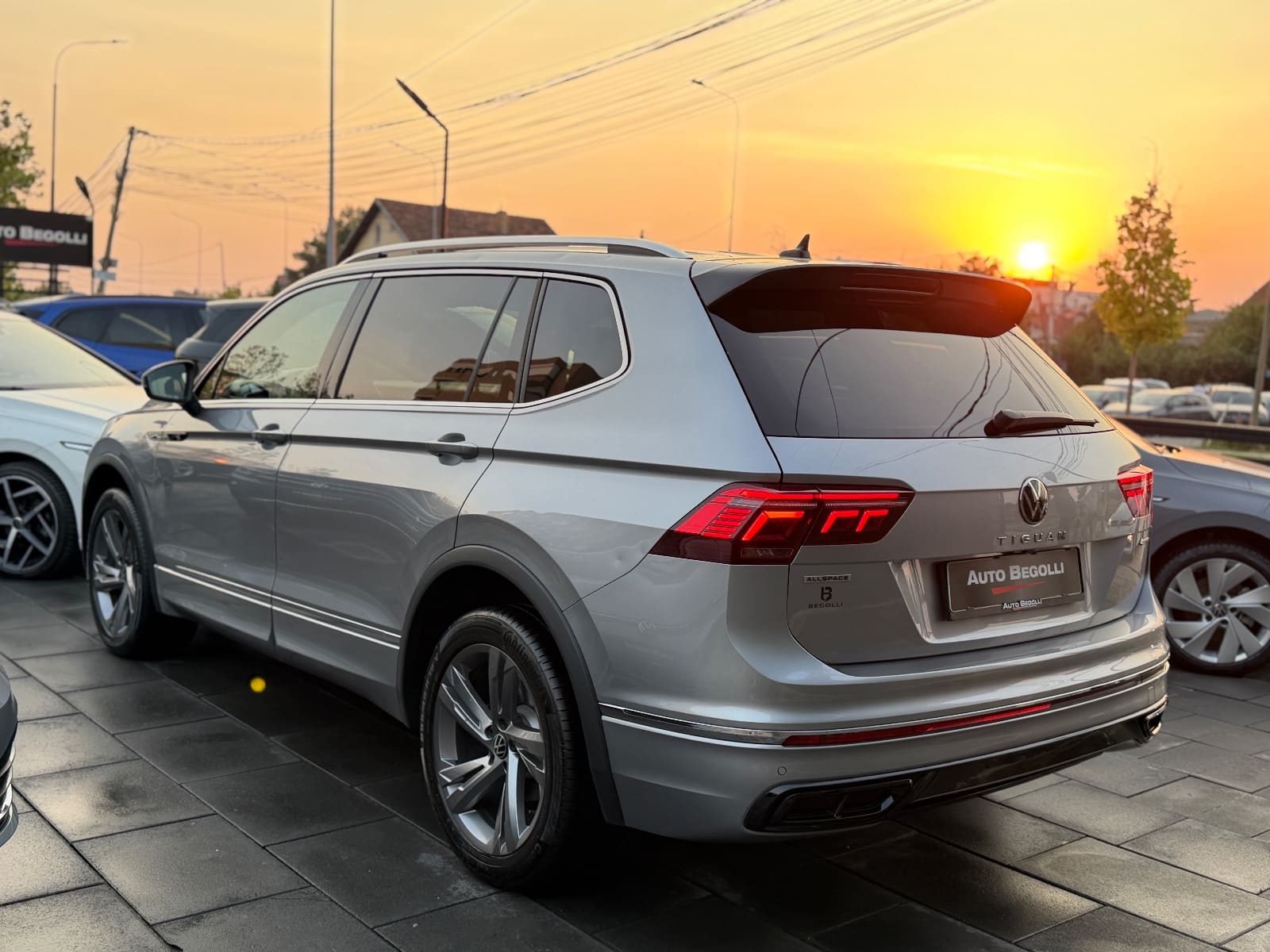 Volkswagen Tiguan 2.0 TDI R Line , foto 10 nga 34