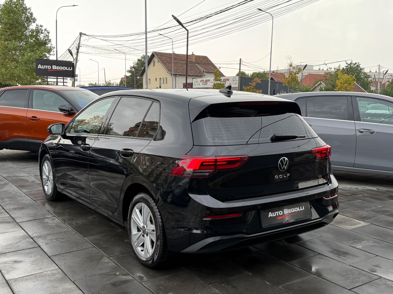 Volkswagen Golf 8 2.0 TDI DSG, foto 6 nga 21