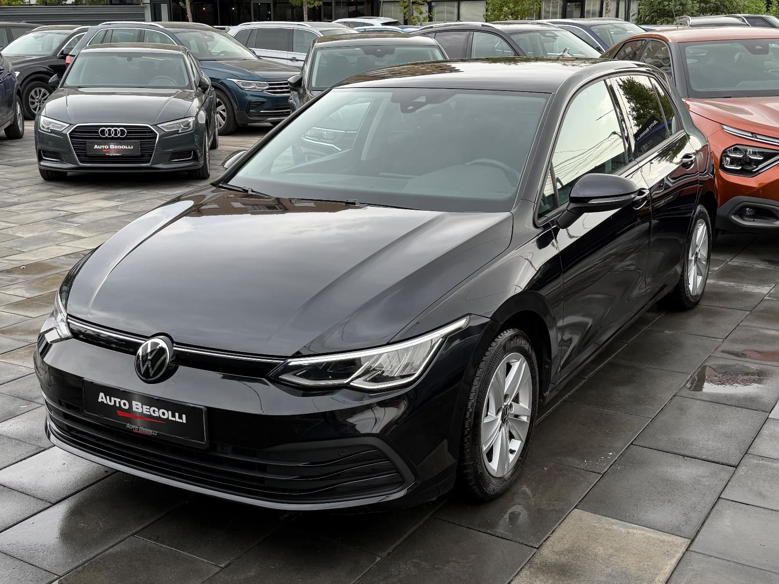 Volkswagen Golf 8 2.0 TDI DSG, foto 5 nga 21