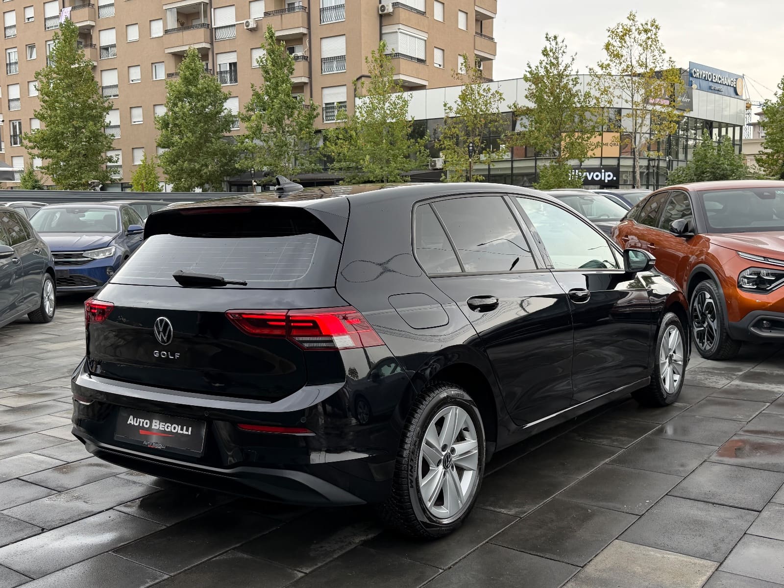 Volkswagen Golf 8 2.0 TDI DSG, foto 10 nga 21