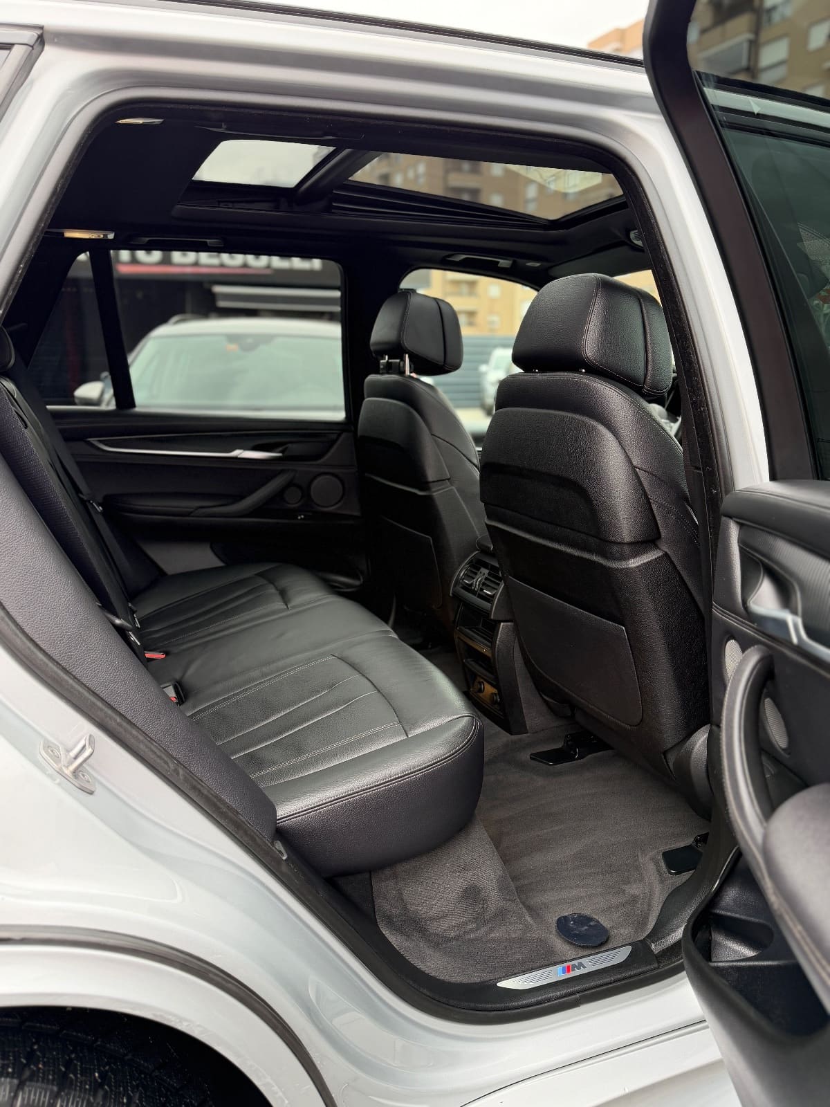 BMW X5, foto 9 nga 22