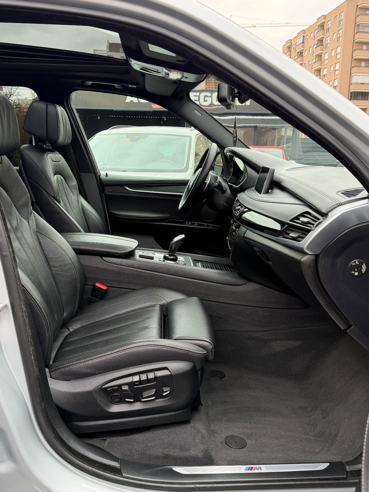 BMW X5, foto 10 nga 22