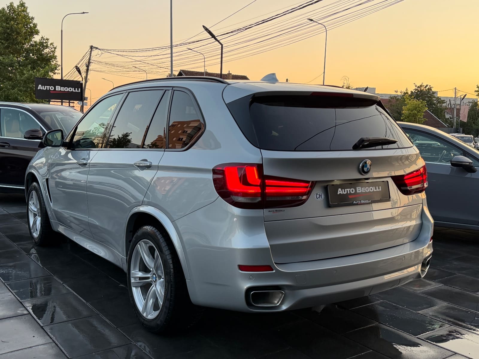 BMW X5, foto 8 nga 22