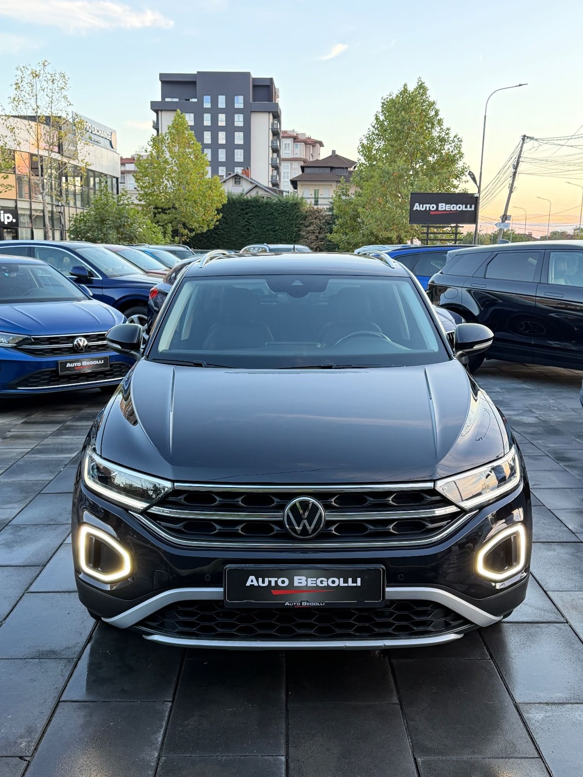 Volkswagen T-Rock 2.0 TDI Style, foto 3 nga 24