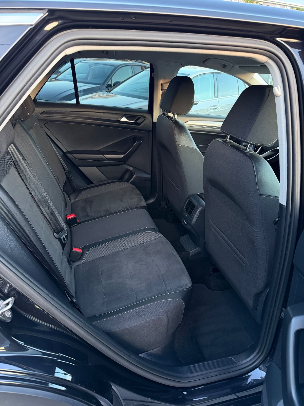 Volkswagen T-Rock 2.0 TDI Style, foto 11 nga 24