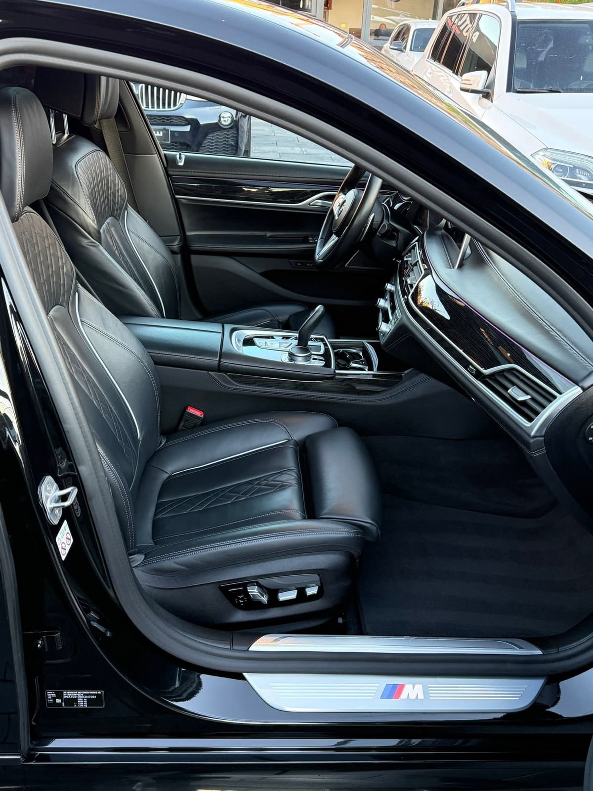 BMW 730d X drive, foto 15 nga 16