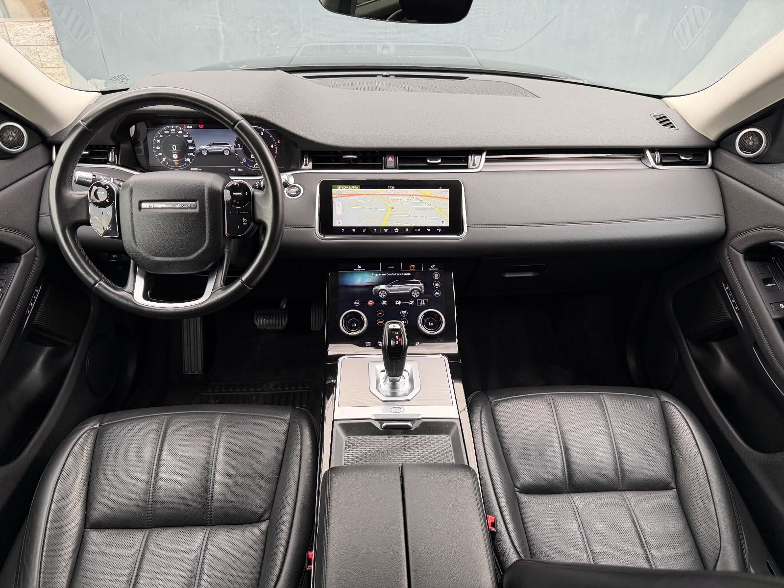 Land Rover Range Rover Evoque , foto 15 nga 23